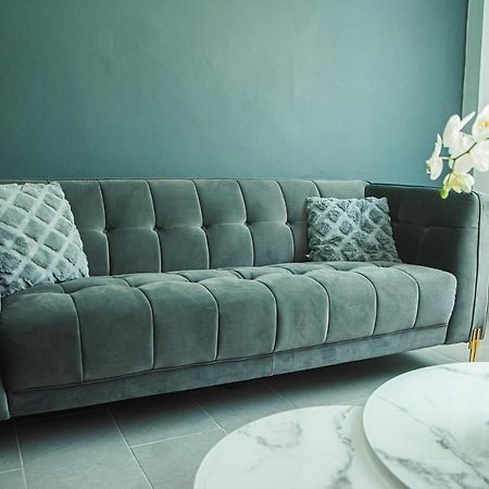 Gorgeous Kej In Pereybere 2 Bed Apartment Pereybere Beach Exterior foto
